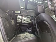 Land Rover Defender 2.0 Defender SE Auto 4WD 5dr 22