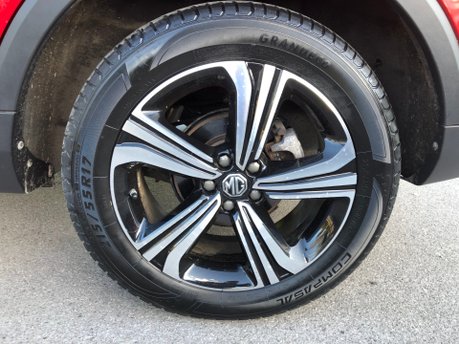 MG ZS EXCITE VTI-TECH petrol manual 33,000m, 1 owner, service history, EURO 6 15