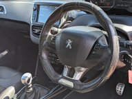 Peugeot 2008 PURETECH S/S GT LINE 20