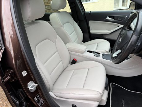 Mercedes-Benz GLA 2.1 GLA220d Sport (Premium Plus) 7G-DCT 4MATIC Euro 6 (s/s) 5dr 27