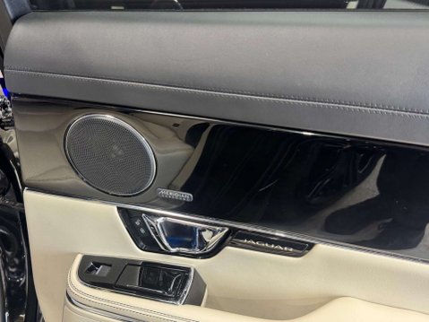 Jaguar XJ 3.0d V6 R-Sport Saloon 4dr Diesel Auto Euro 6 (s/s) (300 ps) 67