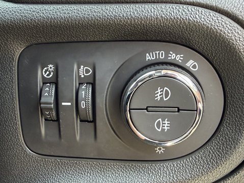 Vauxhall Grandland X 1.2 Turbo Elite Nav 5dr Auto [8 Speed] 32