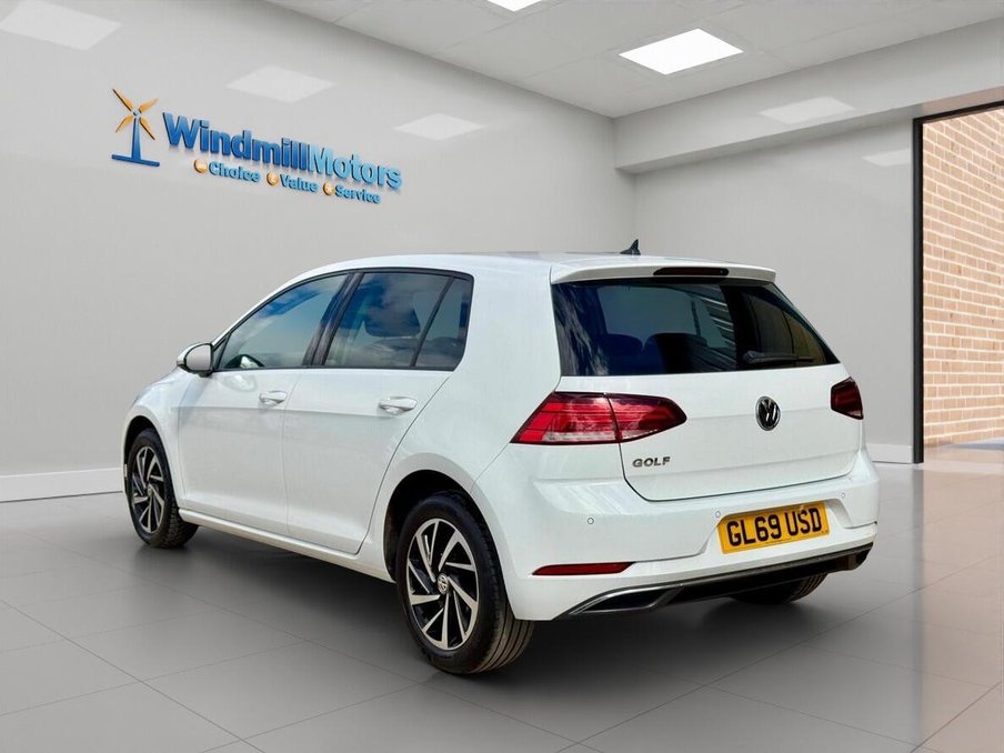 2019 Volkswagen Golf — image 8