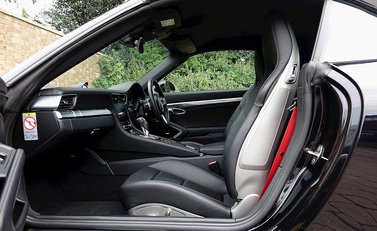 Porsche 911 (991.2) Carrera 4S Cabriolet 11