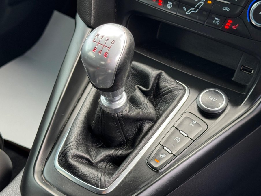 2017 Ford Focus — image 33