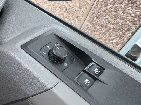 Volkswagen Crafter 2.0 TDI CR35 Commerce Plus Panel Van 5dr Diesel Manual FWD LWB High Roof Eu 23