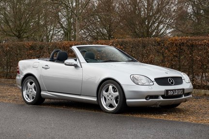 Mercedes-Benz SLK 320 2