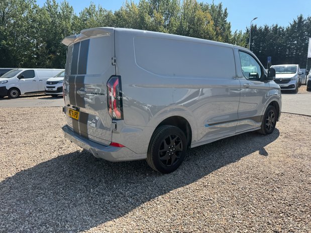 Ford Transit Custom SWB L1H1 (SOLD CM) Low Roof Sport 320 Air Con Alloys Sensors Cam EURO 6 6