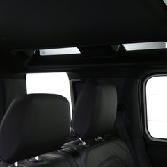 Land Rover Defender x-Dynamic HSE D350 - Huge Specification 3