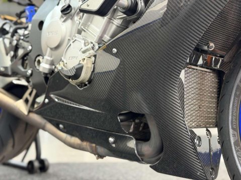 Yamaha R1M 1000 Super Sports Petrol Manual (200 ps) 33