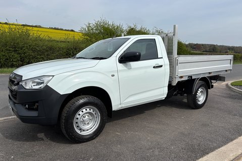 Isuzu D-Max Utility 1.9 TD Single Cab Dropside Truck 1
