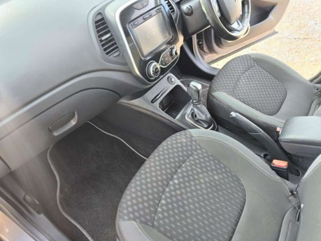 Renault Captur 1.2 TCe ENERGY Dynamique S Nav SUV 5dr Petrol EDC Euro 6 (s/s) (120 ps) 35