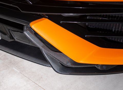 Lamborghini Urus Performante 34