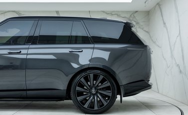 Land Rover Range Rover P530 SV 42