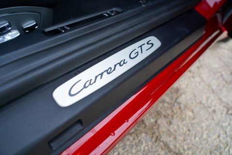 Porsche 911 CARRERA GTS PDK 21