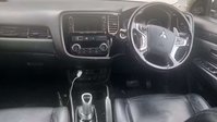 Mitsubishi Outlander 2.0h 12kWh GX4h SUV 5dr Petrol Plug-in Hybrid CVT 4WD Euro 6 (s/s) (200 ps) 7