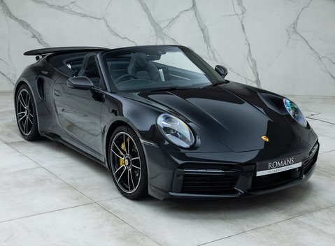 Porsche 911 Turbo S Cabriolet (992) 11