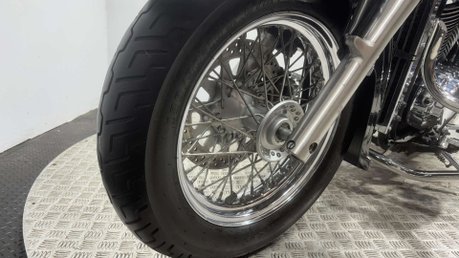 Suzuki Intruder 800 VL C800 2007 CLASSIC ONLY 5K NEW MOT NEW TYRES CRUISER 800CC 19