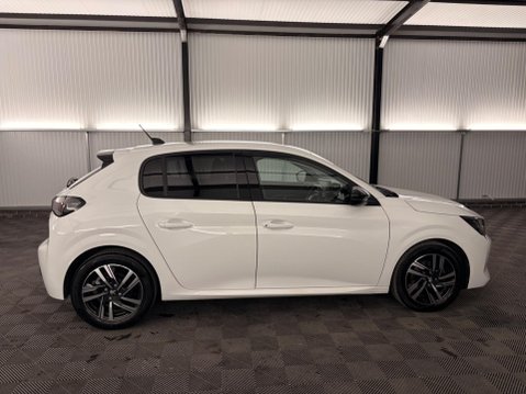Peugeot 208 1.2 PureTech Allure Premium Euro 6 (s/s) 5dr 55