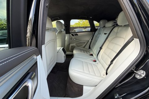 Porsche Macan TURBO PDK - TWO OWNERS -LANE ASSIST -20 INCH ALLOYS -APPLE CAR PLAY 17