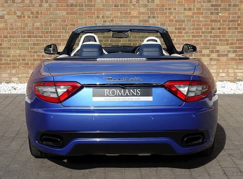 Maserati Grancabrio Sport 10