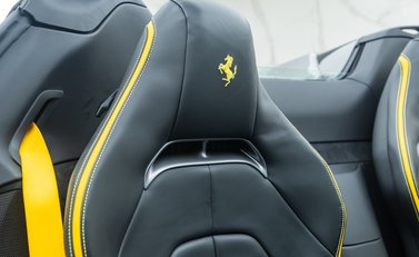 Ferrari SF90 SPIDER 18