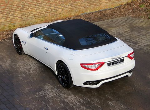 Maserati Grancabrio 14