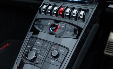 Lamborghini Huracan Spyder LP 640-4 PERFORMANTE 25