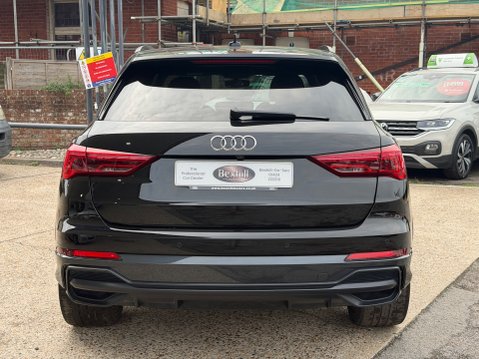 Audi Q3 TFSI S LINE EDITION 1 5