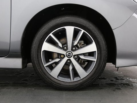 Nissan LEAF 40kWh Acenta Auto 5dr 26