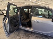 Vauxhall Meriva 1.7 CDTi Exclusiv Auto Euro 5 5dr 19