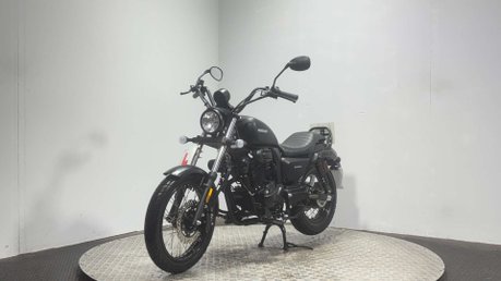 Sinnis Hoodlum 125 2019 ONLY 200 MILES NEW MOT SERVICED 125CC CRUISER BIKE 6