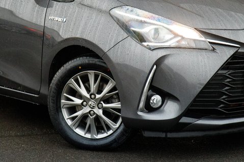 Toyota Yaris VVT-I ICON 11
