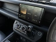 Land Rover Defender V8 79