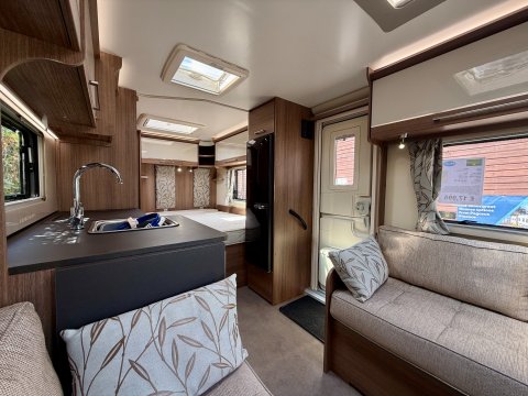 Bailey Unicorn Valencia 15