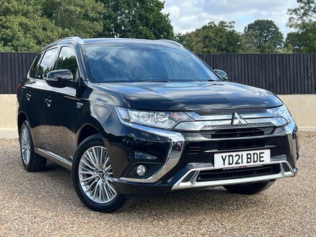 Mitsubishi Outlander PHEV DYNAMIC