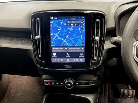 Volvo XC40 Recharge 69kWh Plus SUV 5dr Electric Auto (231 ps) 18