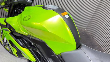 Benelli BN 2025 ONLY 4K IDEAL COMMUTER / LEARNER BIKE 125CC NAKED 26
