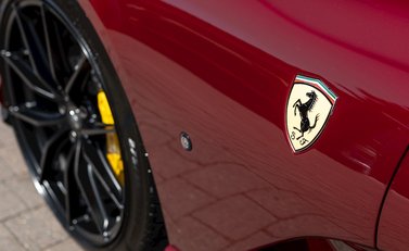 Ferrari 812 Superfast 25