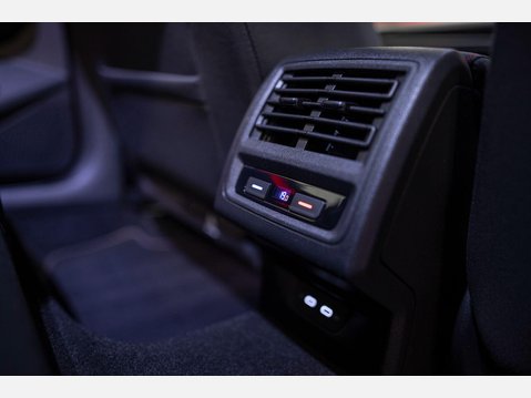 Volkswagen Golf 2.0 TSI GTI Euro 6 (s/s) 5dr 33