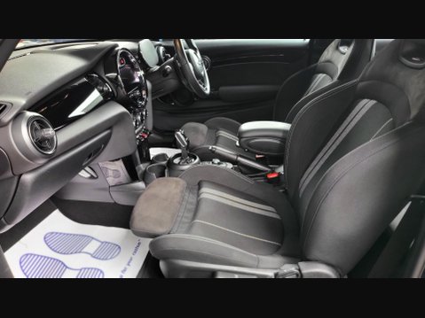 Mini Hatch COOPER S SPORT 22
