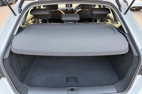 Audi A3 SPORTBACK E-TRON - APPLE CARPLAY -£20 ROAD TAX 48