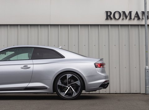 Audi RS5 Coupé Sport Edition 28