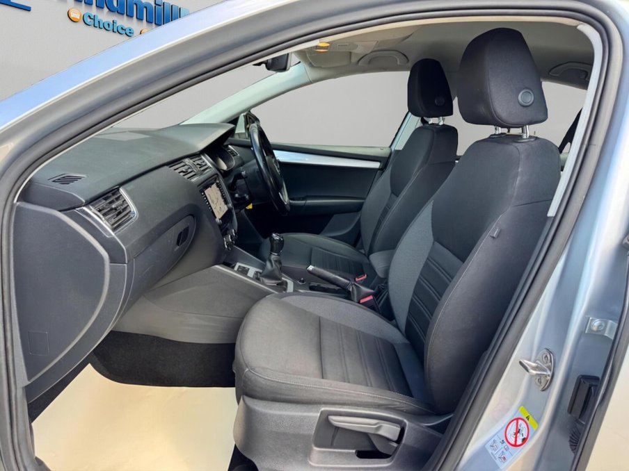 2018 Skoda Octavia — image 39
