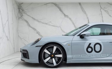 Porsche 911 (992) Sport Classic 37