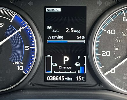 Mitsubishi Outlander 2.4 Outlander Design PHEV CVT 4WD 5dr 29