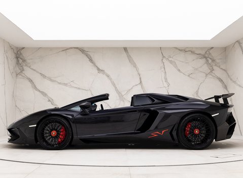 Lamborghini Aventador SV LP 750-4 Roadster 2