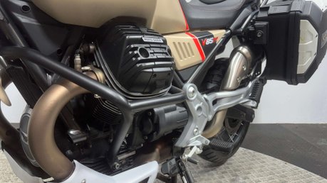 Moto Guzzi V85 TT 850 2021 ONLY 11K HISTORY FULL LUGGAGE ADVENTURE BIKE 9