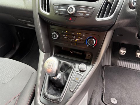 Ford Focus 1.0T EcoBoost ST-Line Euro 6 (s/s) 5dr 20