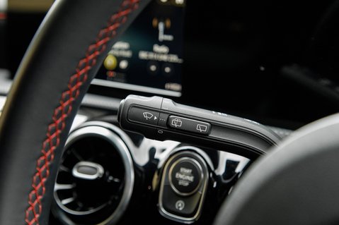 Mercedes-Benz A Class A 180 AMG LINE 17